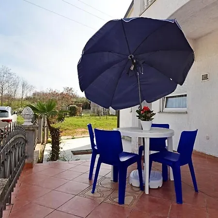 Porec Marinka * Nova Vas (Porec)