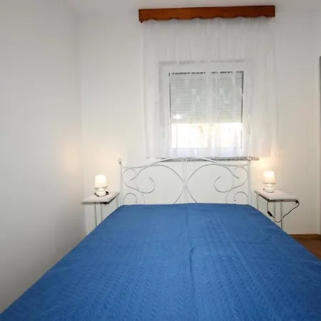 Apartment Porec Marinka